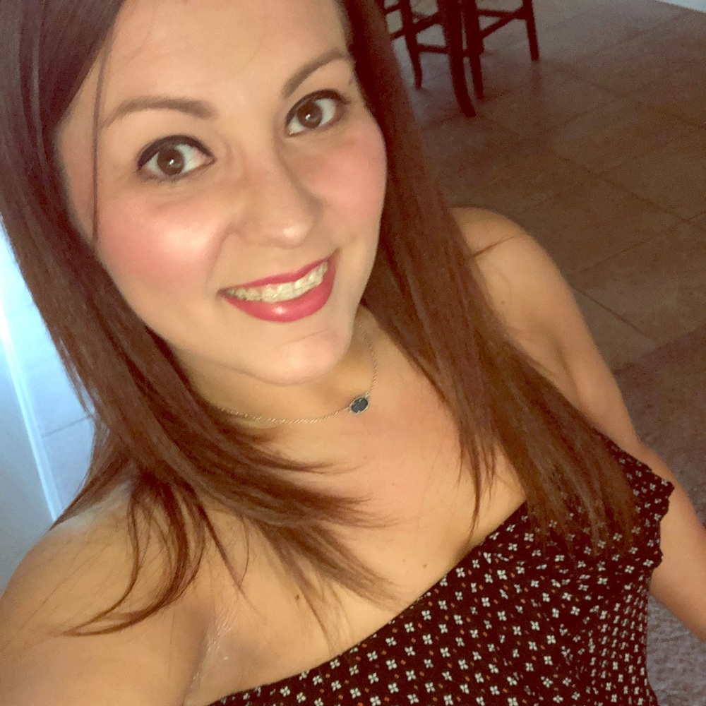 Meet your Posher, Camie